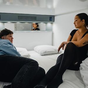 Capsulehotel op de Bovenverdieping